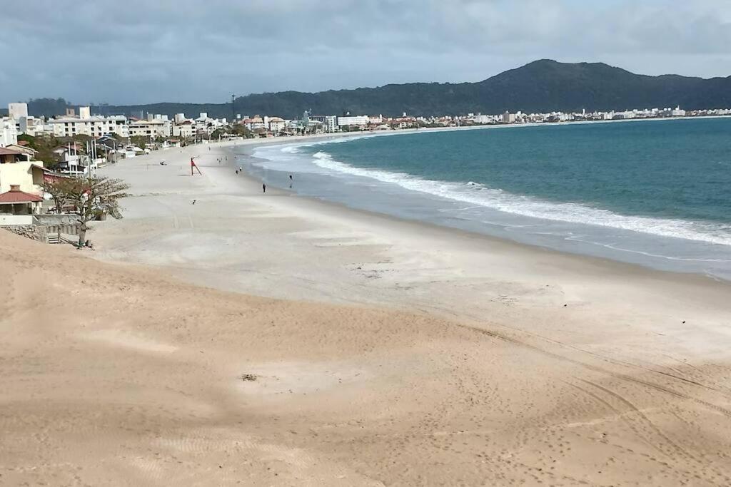 Apartamento A 200M Da Praia Ingleses, Predio Com Piscina Florianopolis Exterior photo